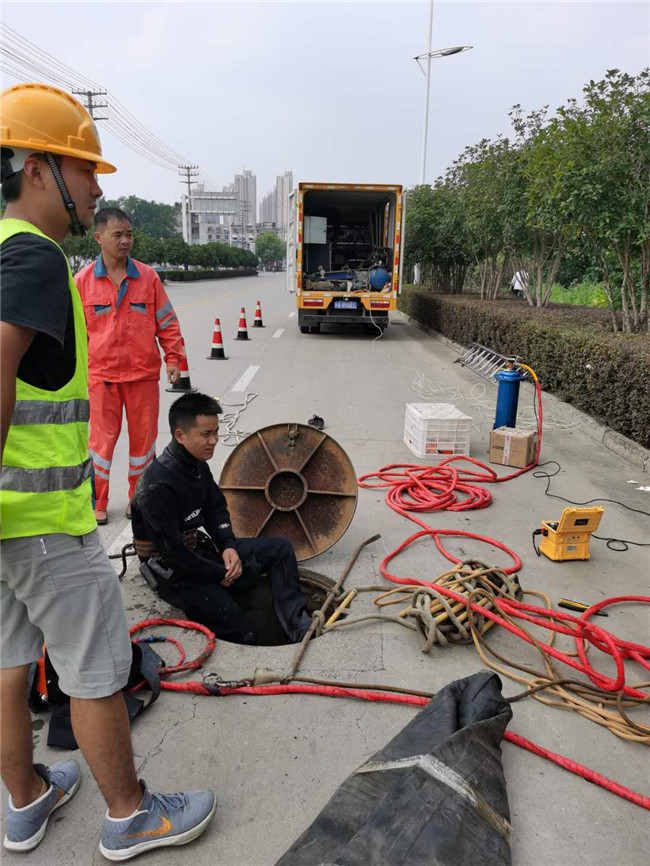 东方华侨农场翻衬法管道修复技术主要工序